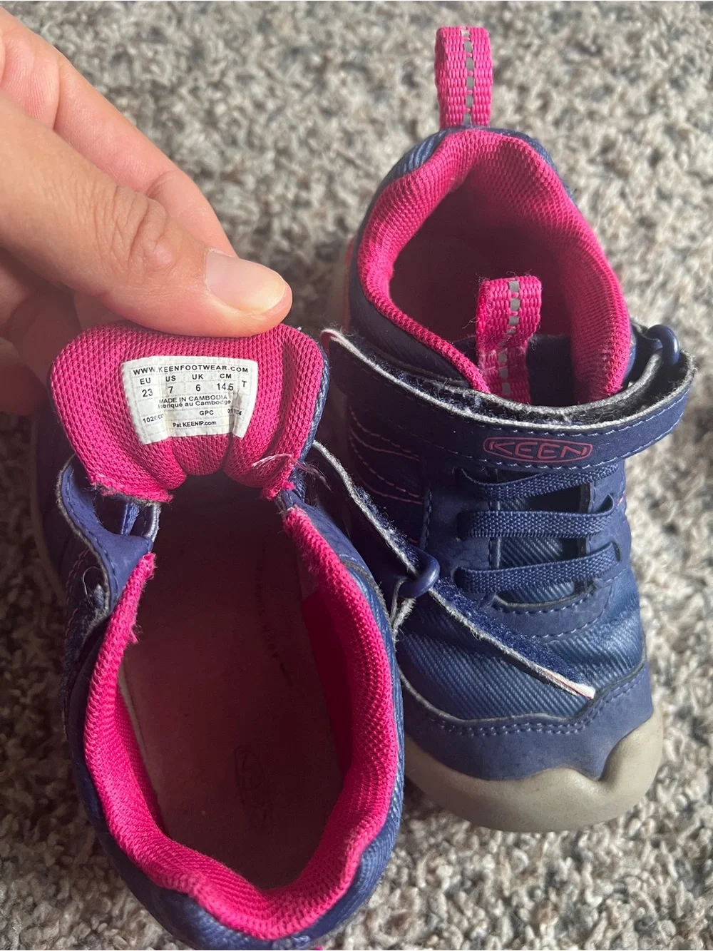 Keen Kids Navy and Hot Pink Hook-and-Loop Sneakers